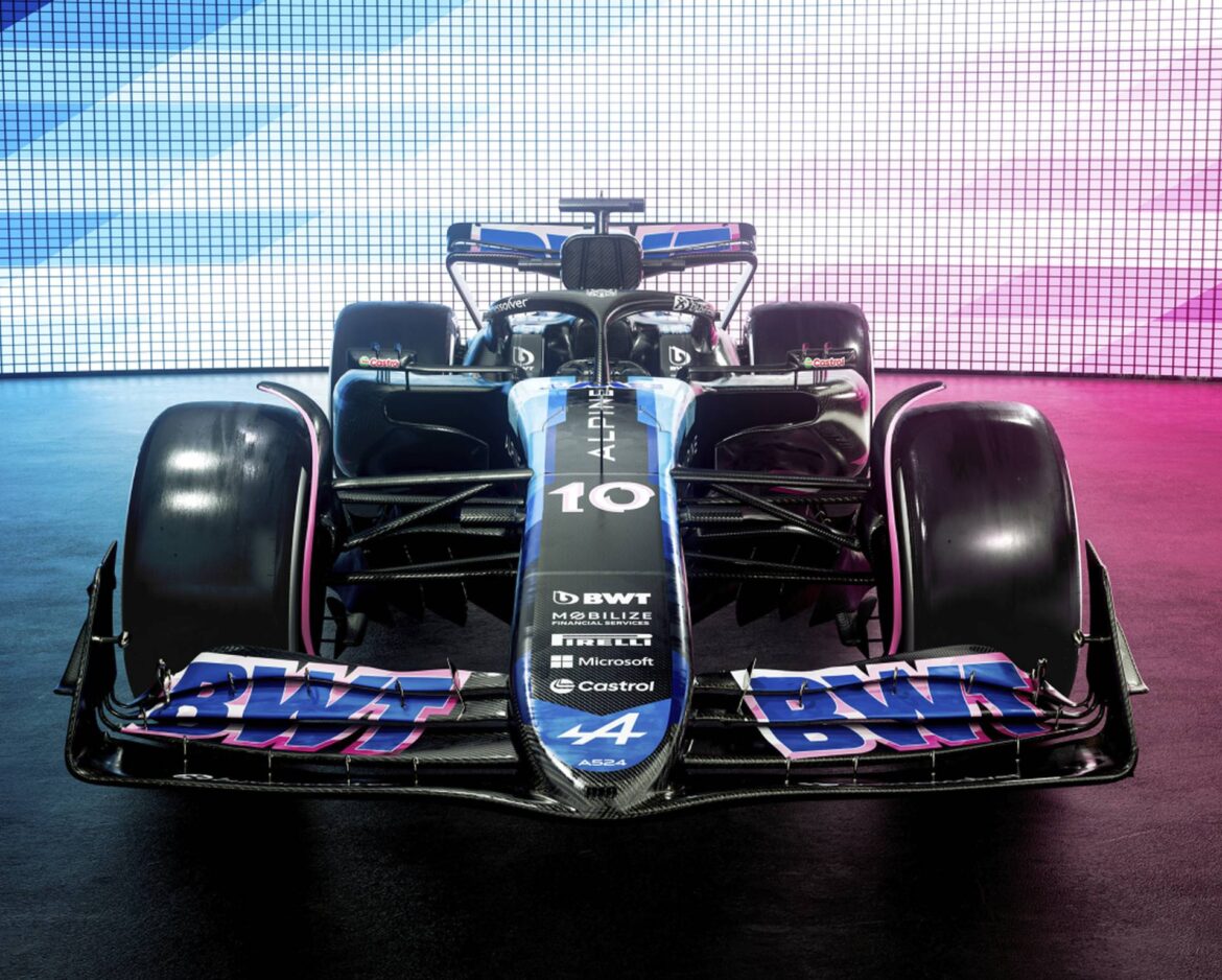 Alpine A524_03
