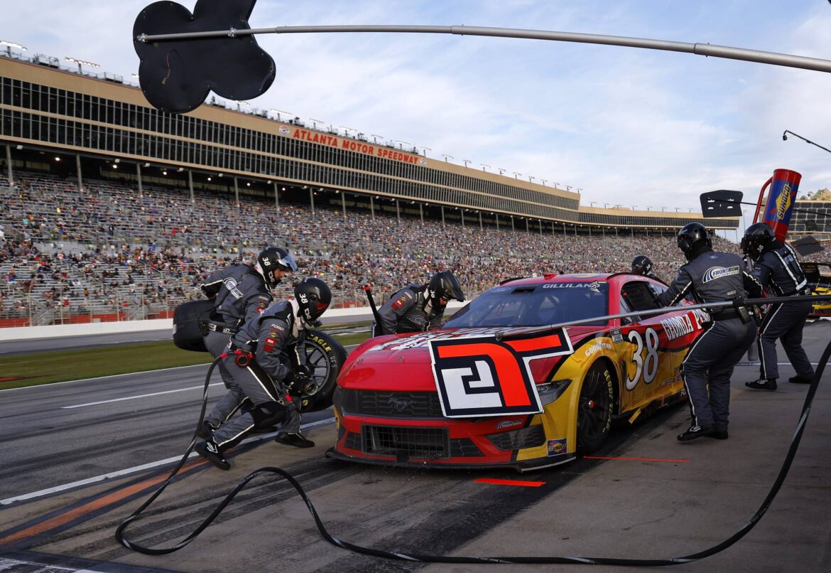 NASCAR_Atlanta_2024_12