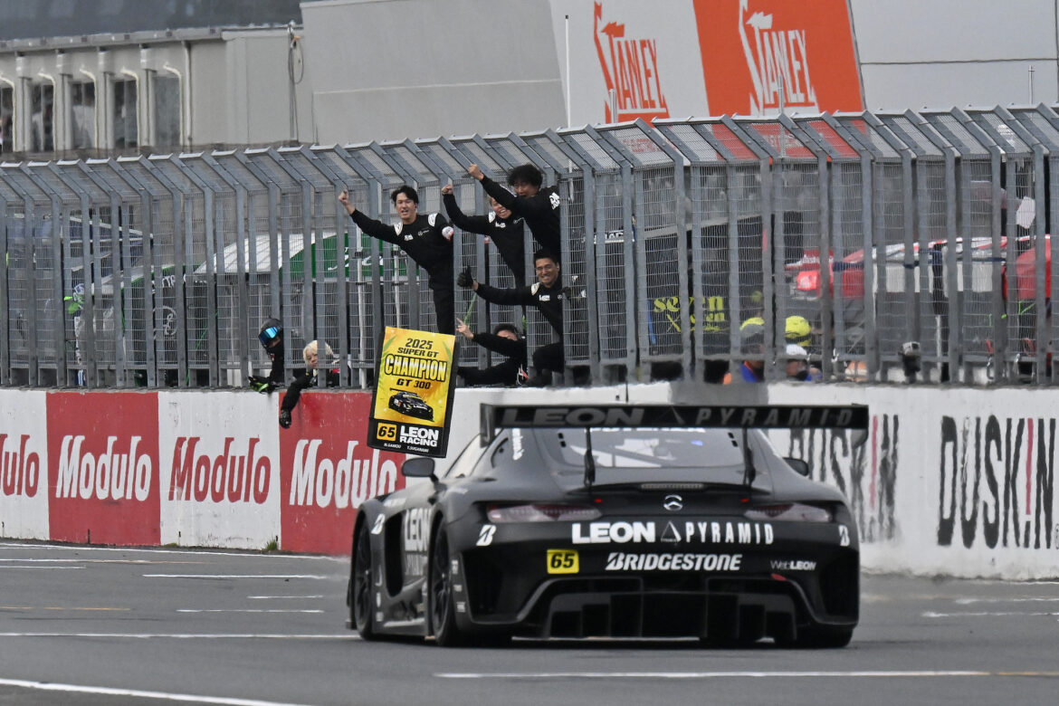 SUPER GT Motegi 2025 Leon AMG Champion