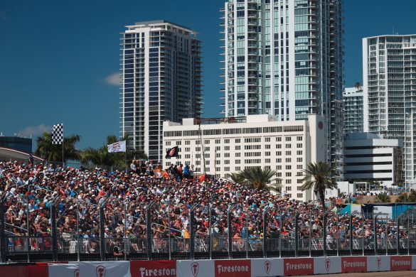 Fans – Firestone Grand Prix of St_ Petersburg – By_ Chris Owens_Large Image Without Watermark_m147414