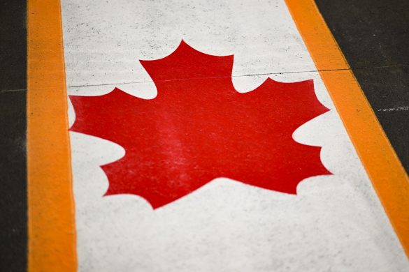 Maple leaf – Ontario Honda Dealers Indy at Markham – By_ James Black_Large Image Without Watermark_m163058